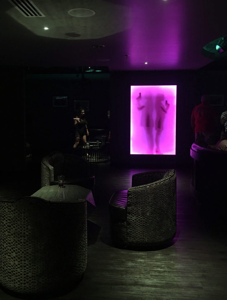 Modern Round Peoria Arizona Lounge paintedposies.com